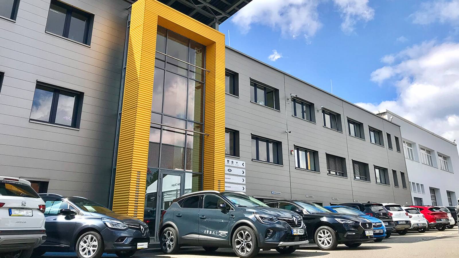 Fahrzeug Detailseite  Die Schneider Gruppe GmbH Fil. Röhrsdorf Chemnitz-OT  Röhrsdorf